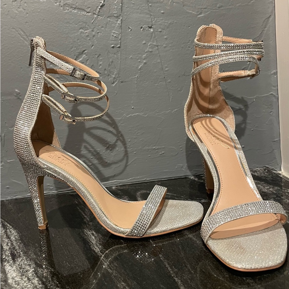 Badgley Mischka Jewel Glittering Silver Strappy Heels